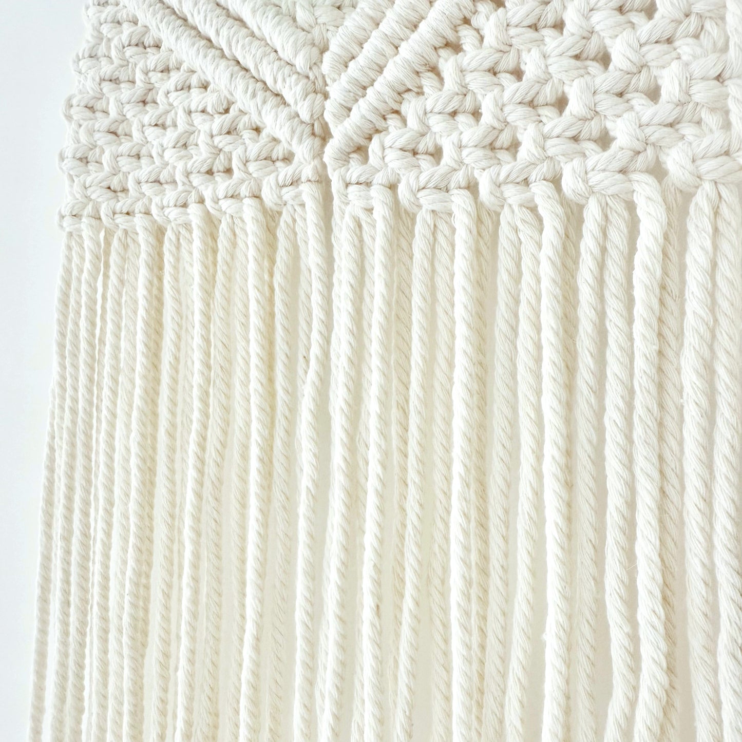 Macrame Jewelry Holder – Boho Wall Decor & Storage for Jewelry