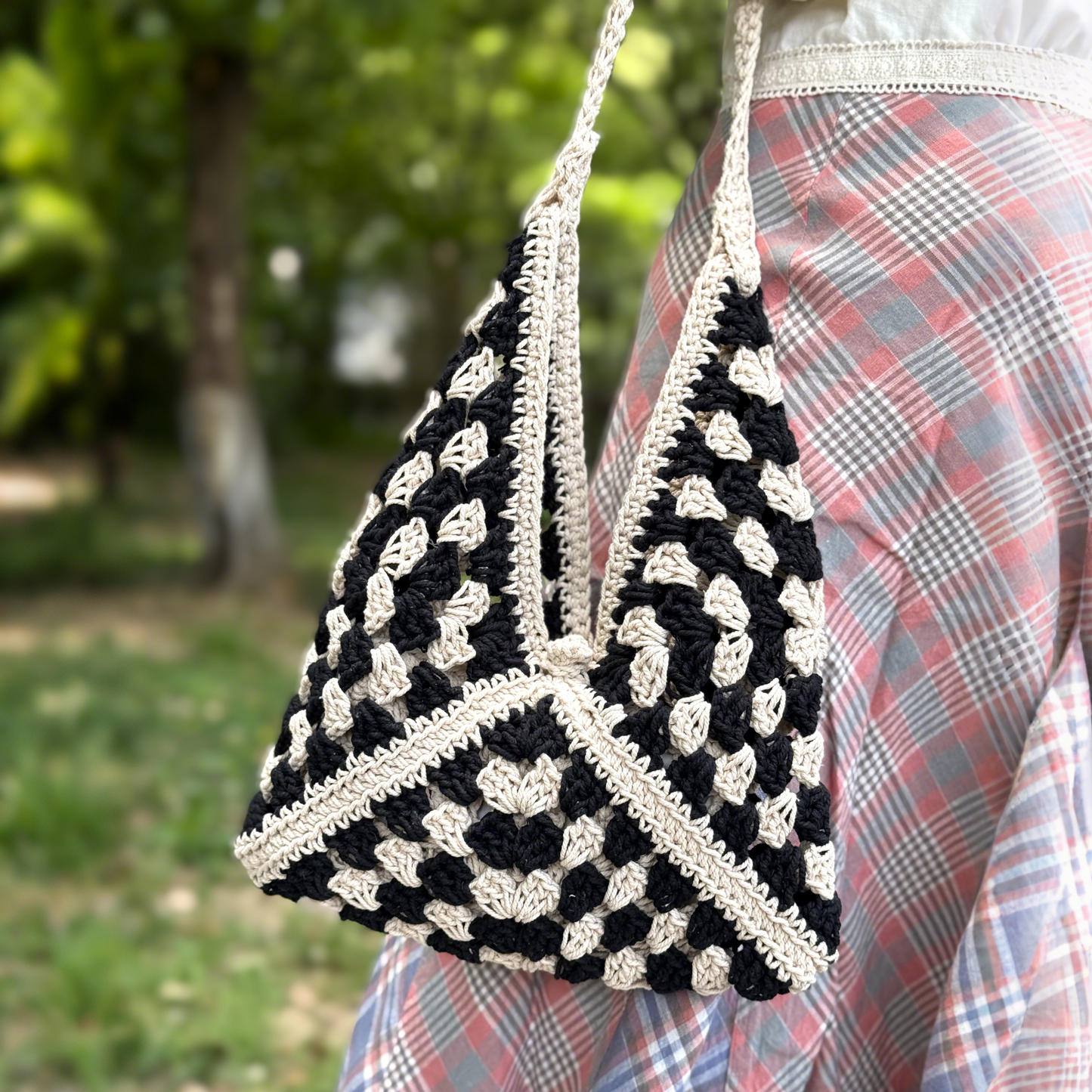 Hand-Crocheted Geometric Shoulder Bag