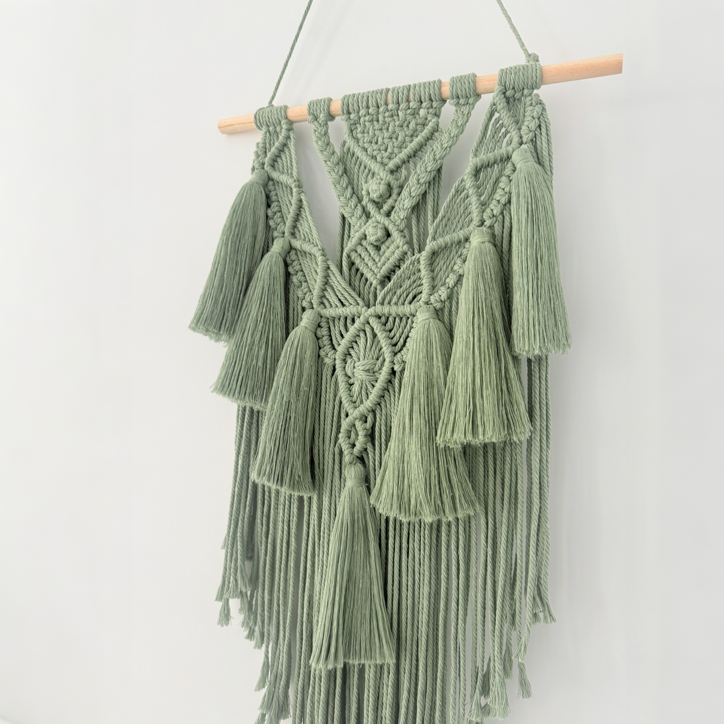 Breeze in Green - Macrame Wall Hanging Boho Wall Decor Tapestry